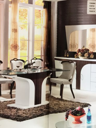 Gian Dining Room Table