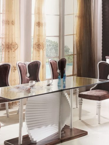 Sistine Dining Room Table