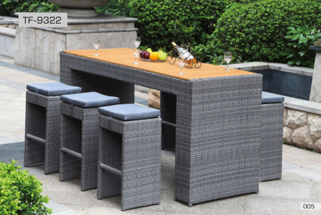 Gabriel Outdoor Bar Set