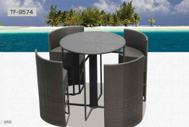 Cristian Outdoor Bar Set